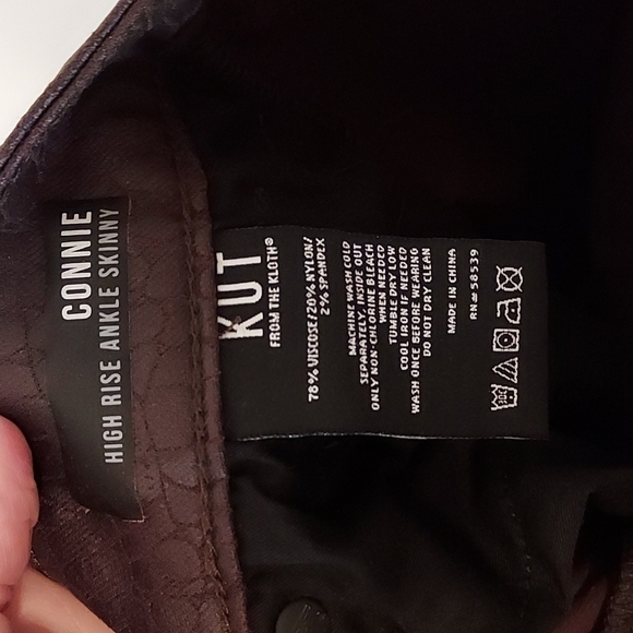 Kut From The Kloth Connie Slim Fit Coated Jeans - Picture 11 of 12